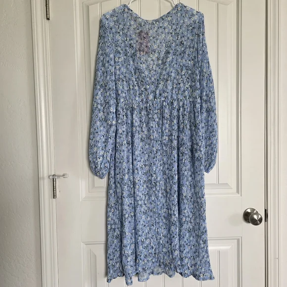 🔥5 FOR $25🔥NWT Lightweight Long Sleeve Blue Floral Stretchy Dress, XL - Picture 6 of 7
